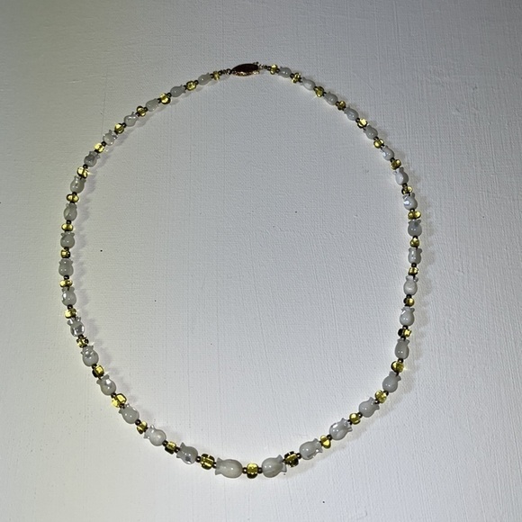 Beaded NECKLACE! Cute Lime green & Pearl White Beads - Picture 3 of 4